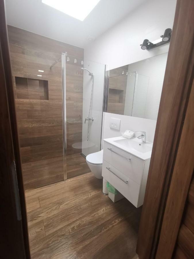 Dom Goscinny Ewa - 200 M Od Morza Dziwnów Esterno foto